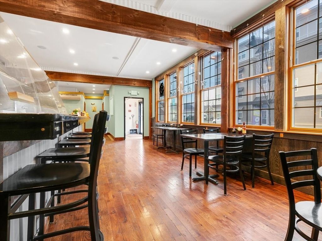 Dining room, Interior, Recessed Lighting, Wood Texture Flooring