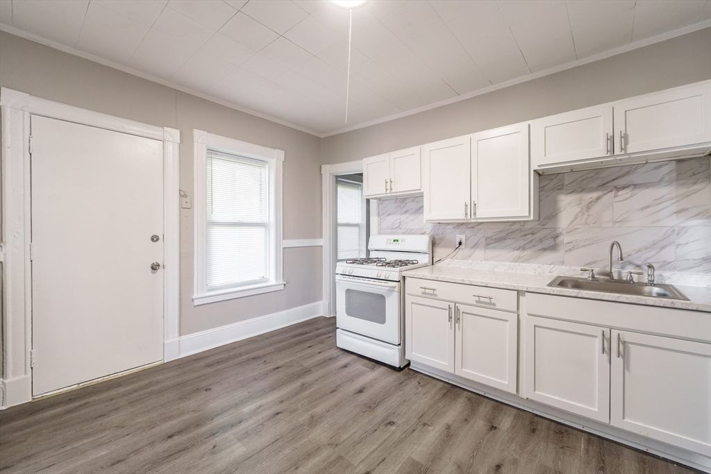 Interior, Kitchen, Marble Walls, Wood Texture Flooring
