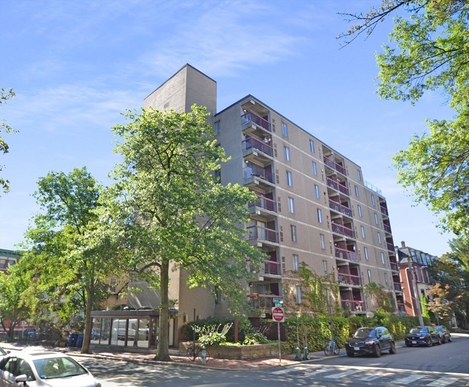 Exterior, Facade, Condo Building