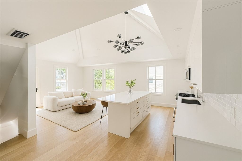 Interior, Kitchen, Living room, Pendant Lights, Recessed Lighting, Wood Texture Flooring
