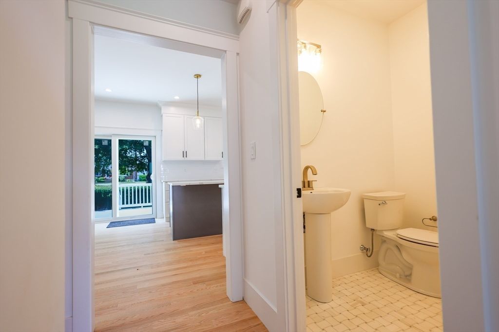 Bathroom, Interior, Pendant Lights, Recessed Lighting, Wood Texture Flooring