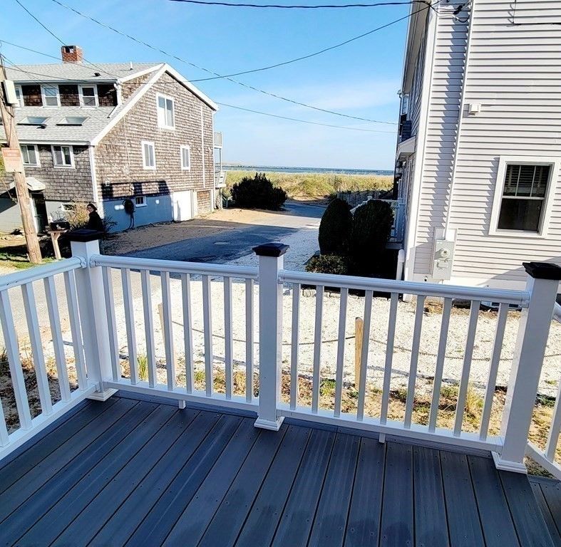 Exterior, Water