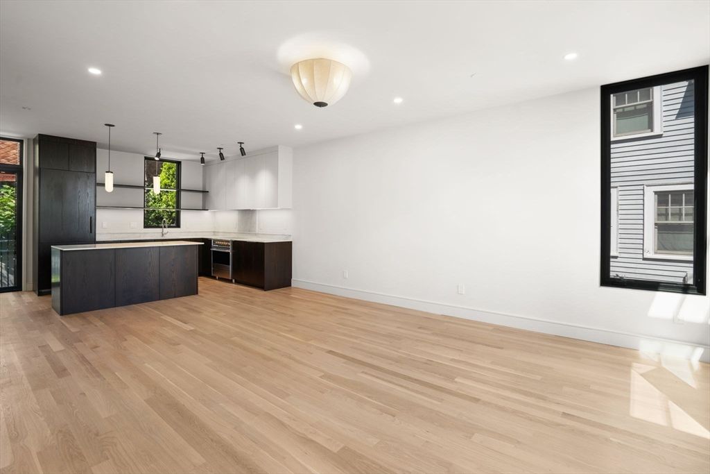 Interior, Kitchen, Pendant Lights, Recessed Lighting, Wood Texture Flooring