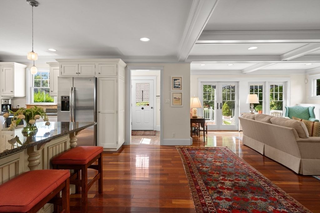 Interior, Kitchen, Living room, Pendant Lights, Recessed Lighting, Stainless Steel Appliances, Wood Texture Flooring