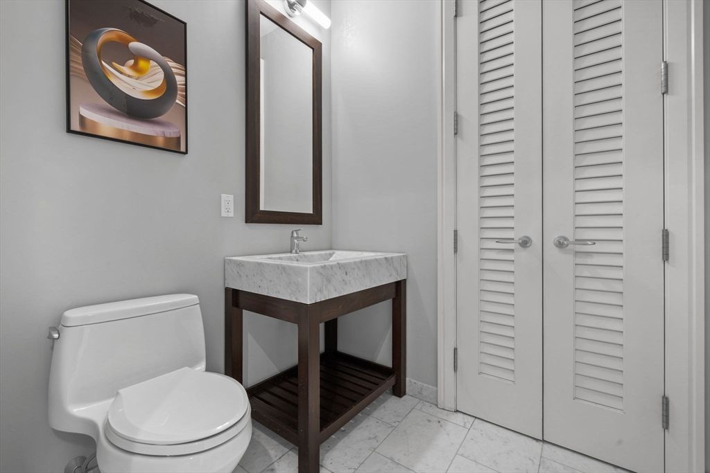 Bathroom, Interior