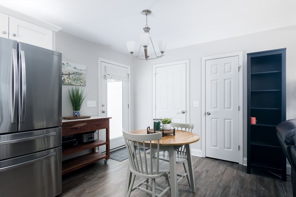 Chandelier, Dining room, Interior, Kitchen, Wood Texture Flooring