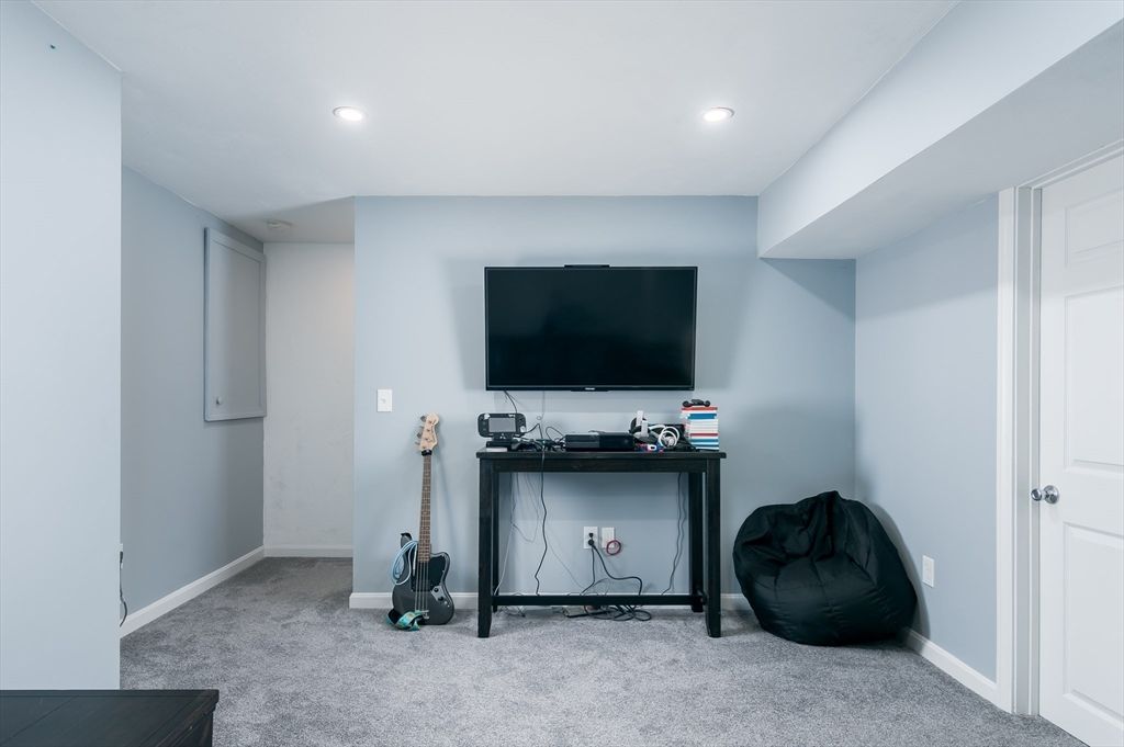 Interior, Recessed Lighting
