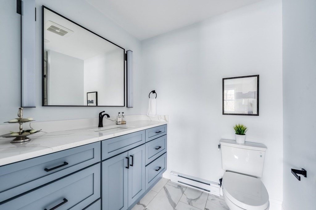 Bathroom, Dual Sink Vanities, Interior, Marble