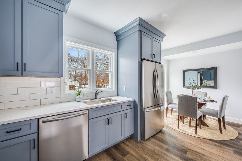 Dining room, Interior, Kitchen, Recessed Lighting, Stainless Steel Appliances, Wood Texture Flooring