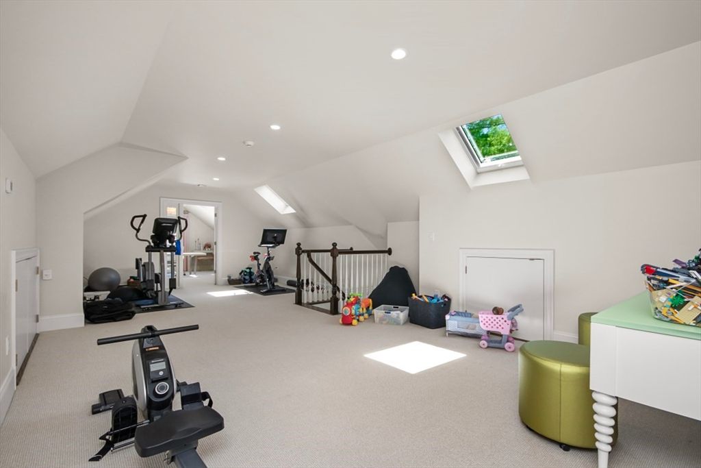 Fitness Equipment, Interior, Recessed Lighting