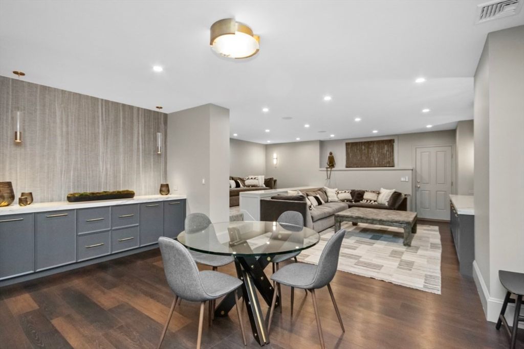 Dining room, Interior, Living room, Recessed Lighting, Wood Texture Flooring