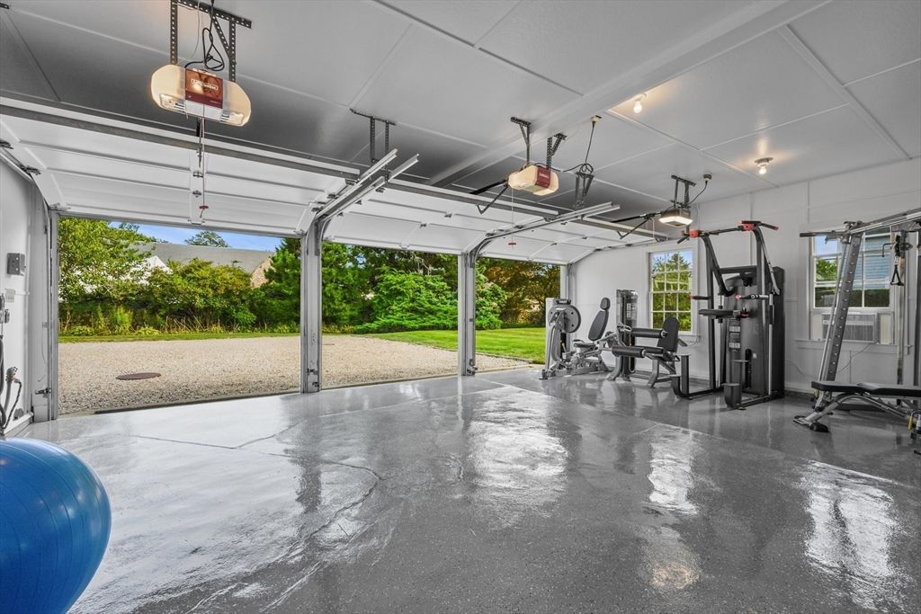 Fitness Equipment, Garage, Interior