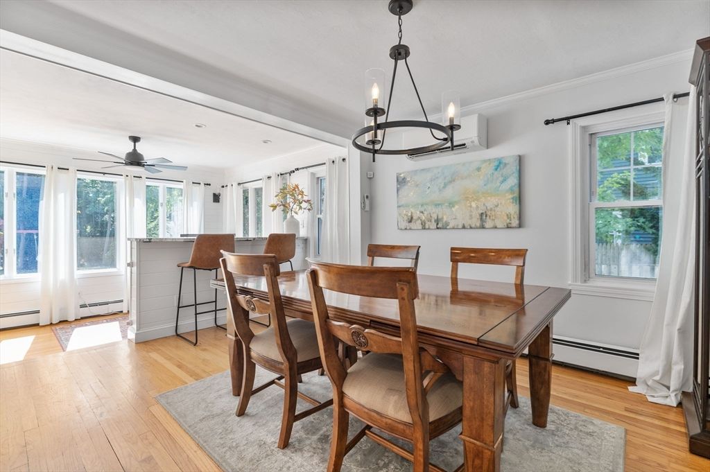 Chandelier, Dining room, Interior, Pendant Lights, Wood Texture Flooring