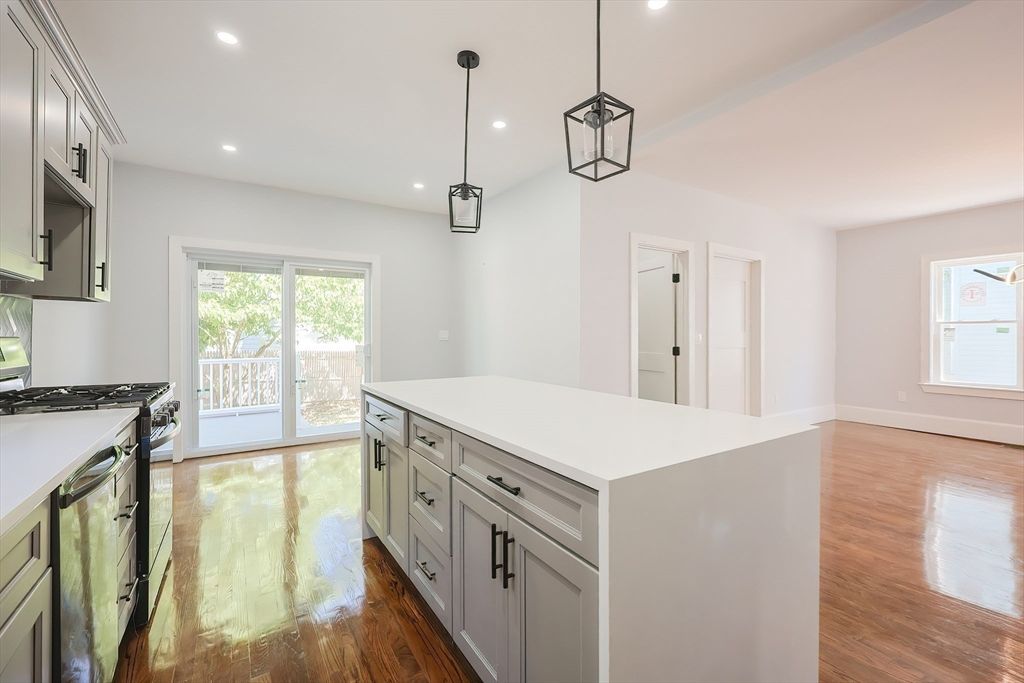 Interior, Kitchen, Pendant Lights, Recessed Lighting, Wood Texture Flooring