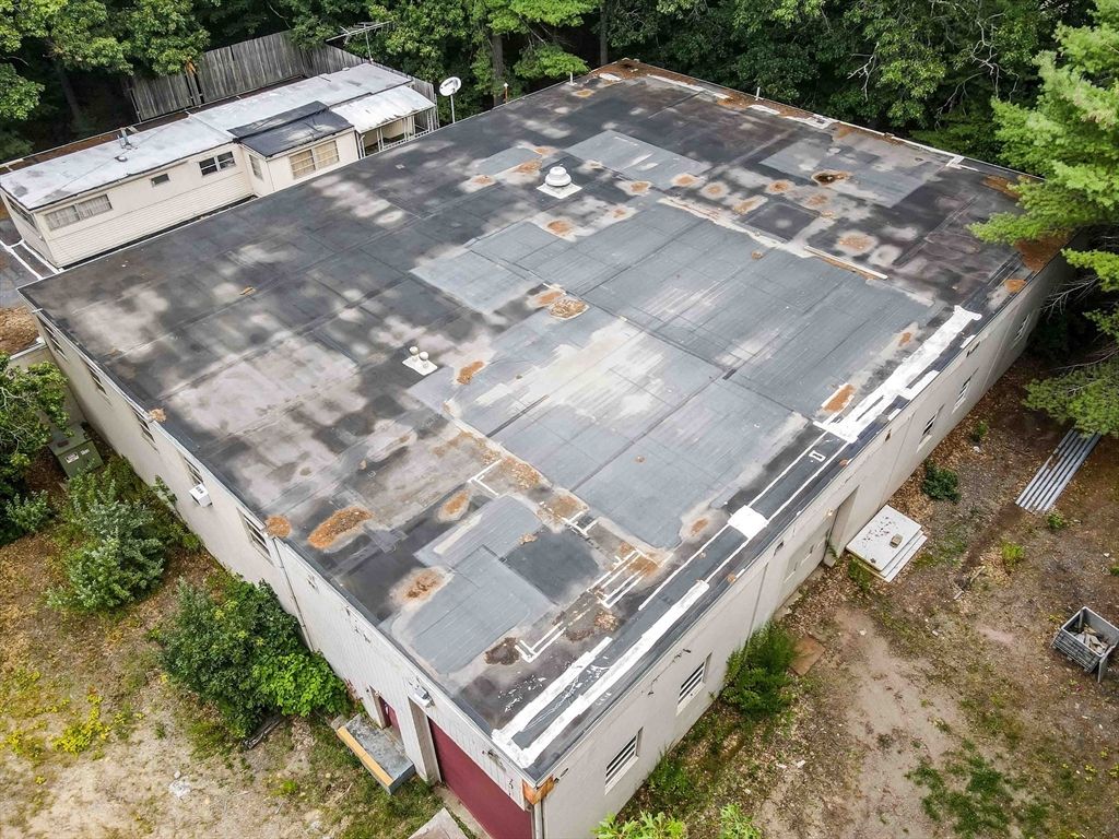 Exterior, Drone