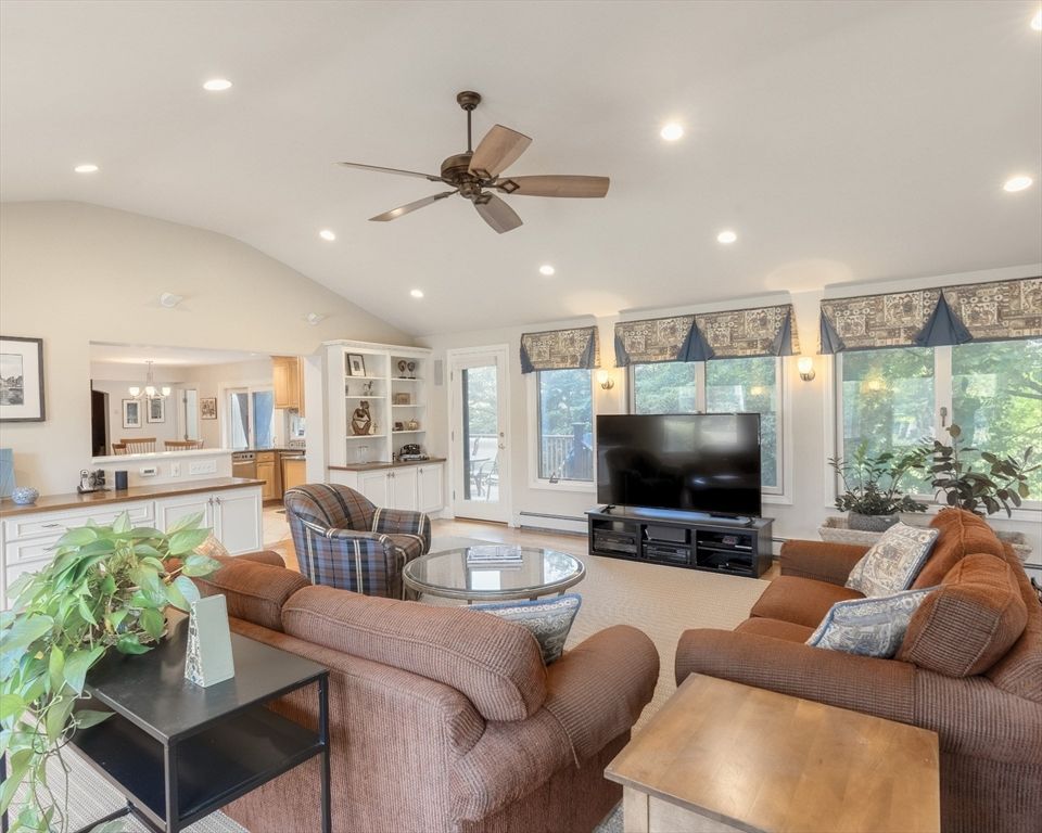 Interior, Kitchen, Living room, Recessed Lighting