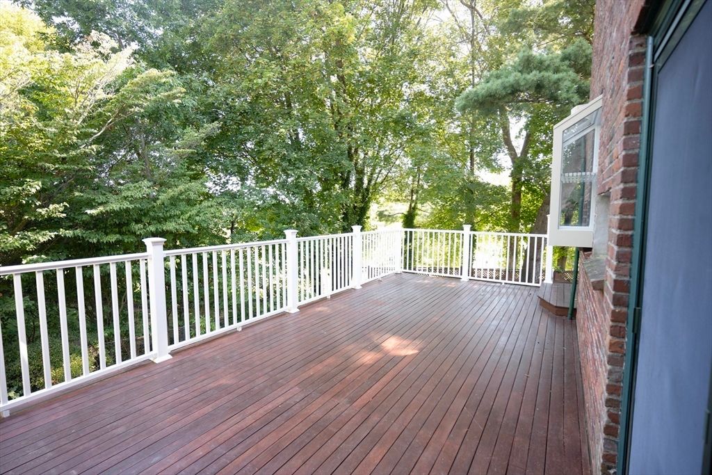 Exterior, Wood Texture Flooring