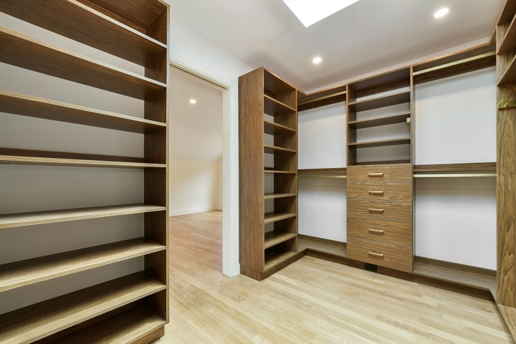 Interior, Recessed Lighting, Walk-in Closets, Wood Texture Flooring