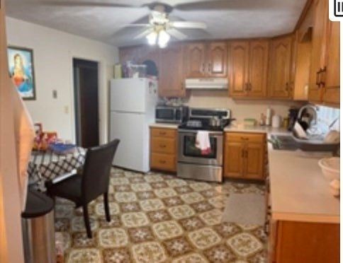 Dining room, Interior, Kitchen