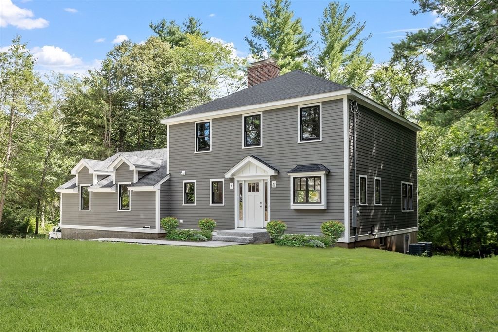 Exterior, Facade, Georgian