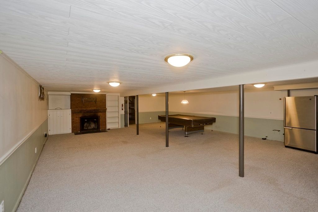 Fireplace, Game Room, Interior