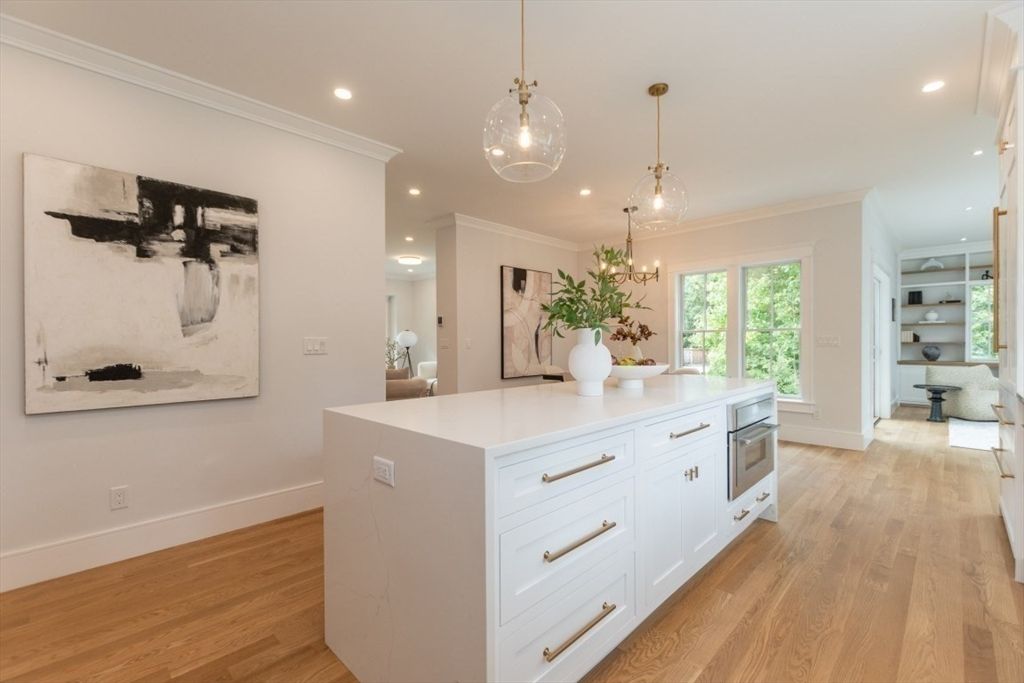 Interior, Pendant Lights, Recessed Lighting, Wood Texture Flooring