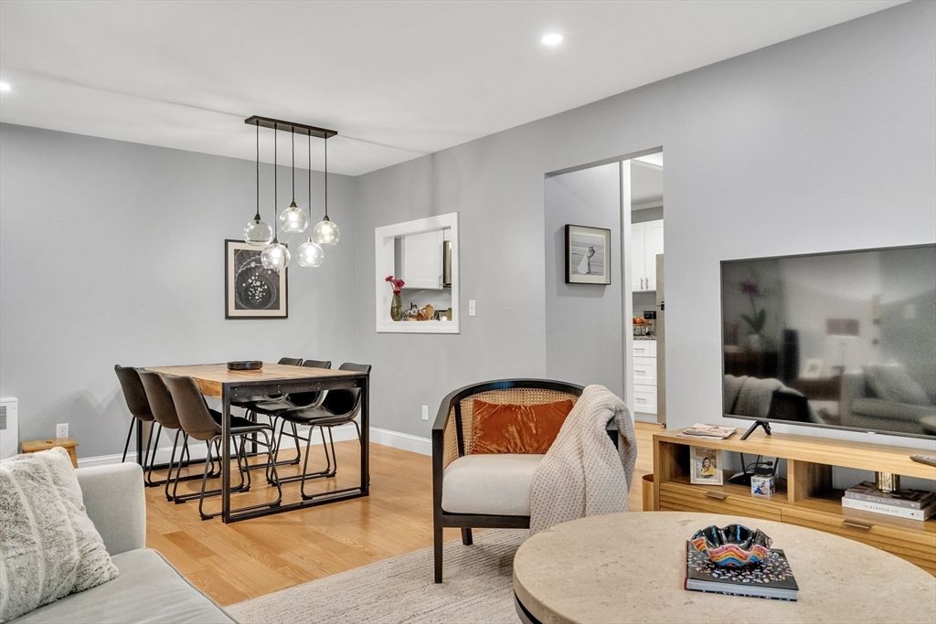 Dining room, Interior, Pendant Lights, Recessed Lighting, Wood Texture Flooring