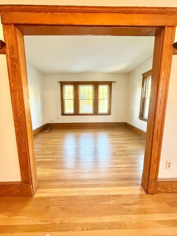 Empty room, Interior, Wooden Beams, Wood Texture Flooring