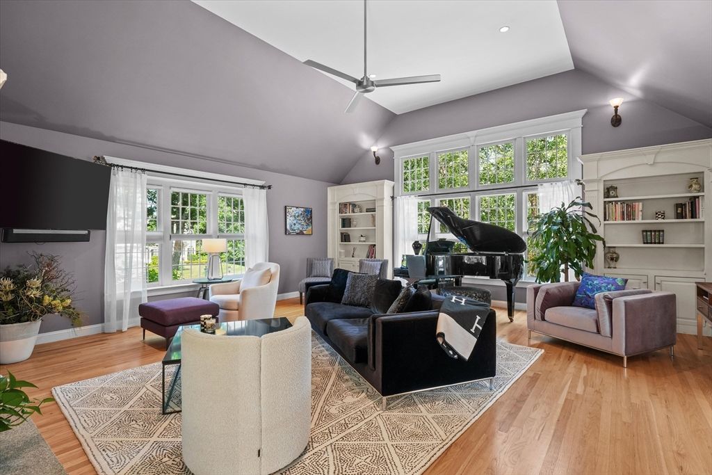 Interior, Living room, Piano, Recessed Lighting, Wood Texture Flooring
