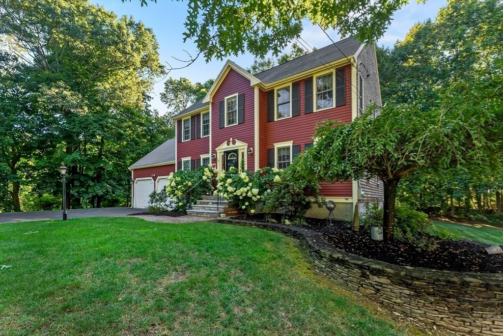 Attached, Exterior, Facade, Georgian