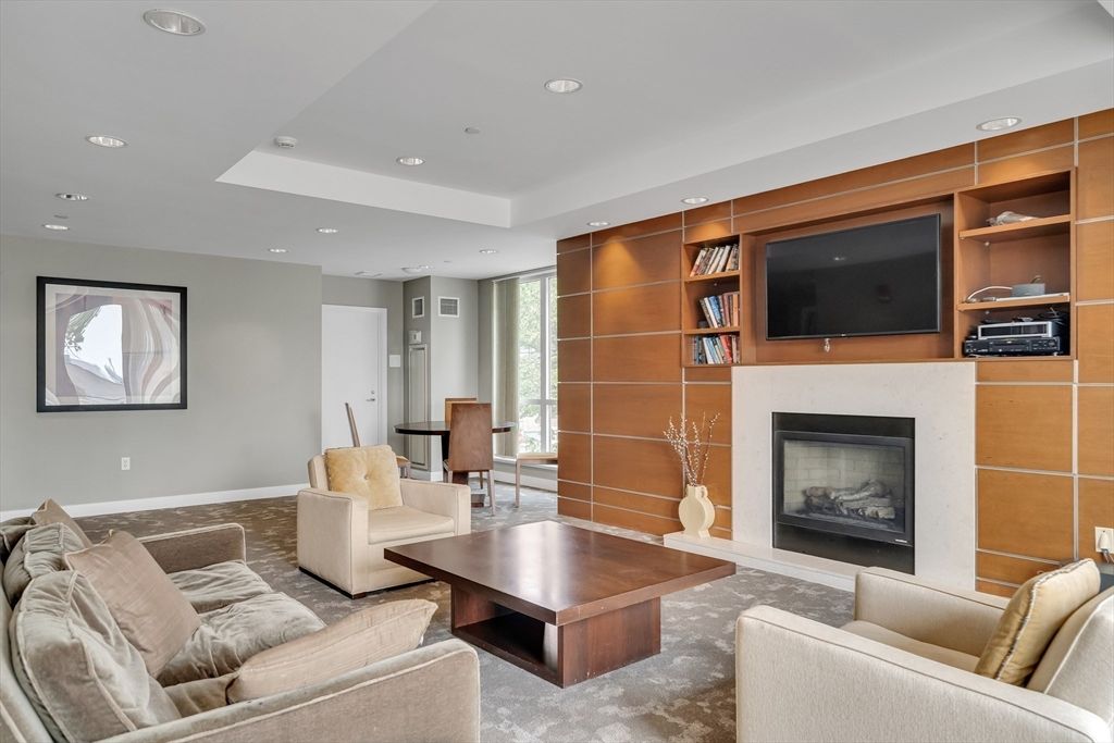 Fireplace, Interior, Living room, Recessed Lighting