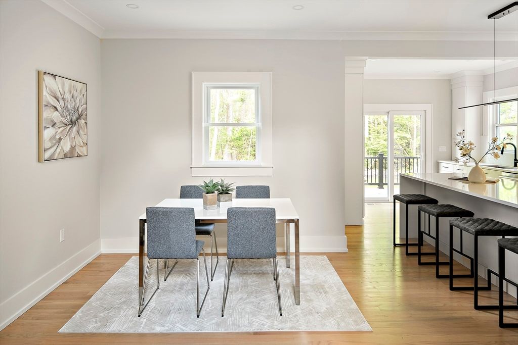 Dining room, Interior, Pendant Lights, Recessed Lighting, Wood Texture Flooring