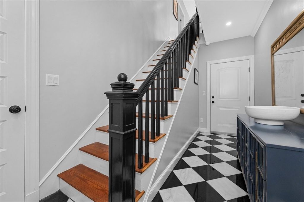 Interior, Marble, Recessed Lighting