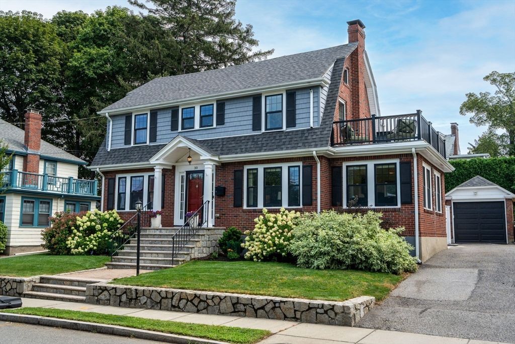 Detached Garage, Exterior, Facade, Brick Facade, Georgian