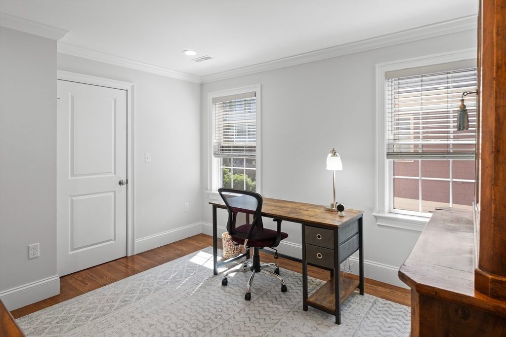 Home Office, Interior, Recessed Lighting, Wood Texture Flooring
