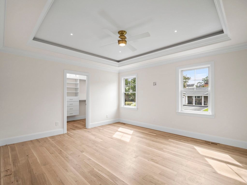 Empty room, Interior, Recessed Lighting, Wood Texture Flooring