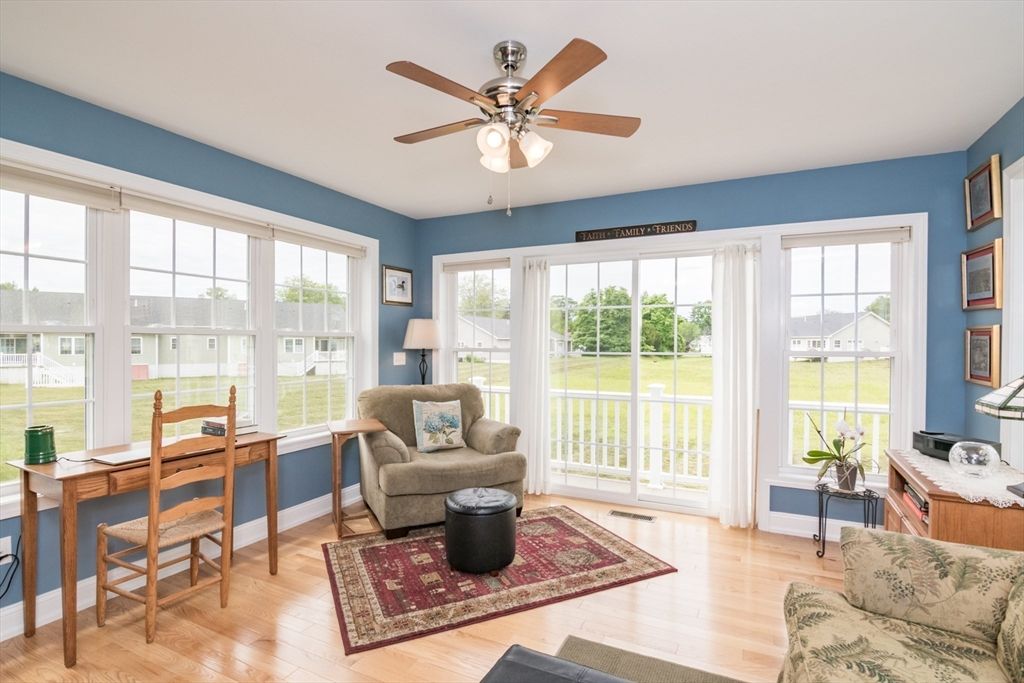 Home Office, Interior, Wood Texture Flooring
