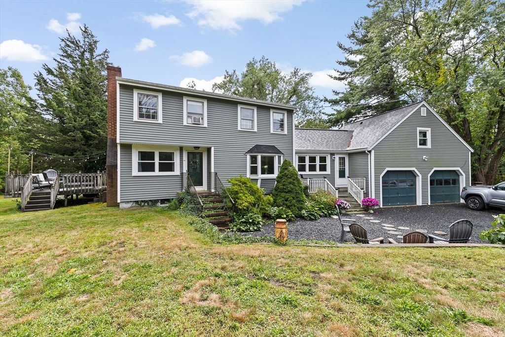 Attached, Backyard, Exterior, Facade, Georgian