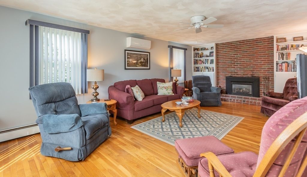 Fireplace, Interior, Living room, Stone Walls, Wood Texture Flooring