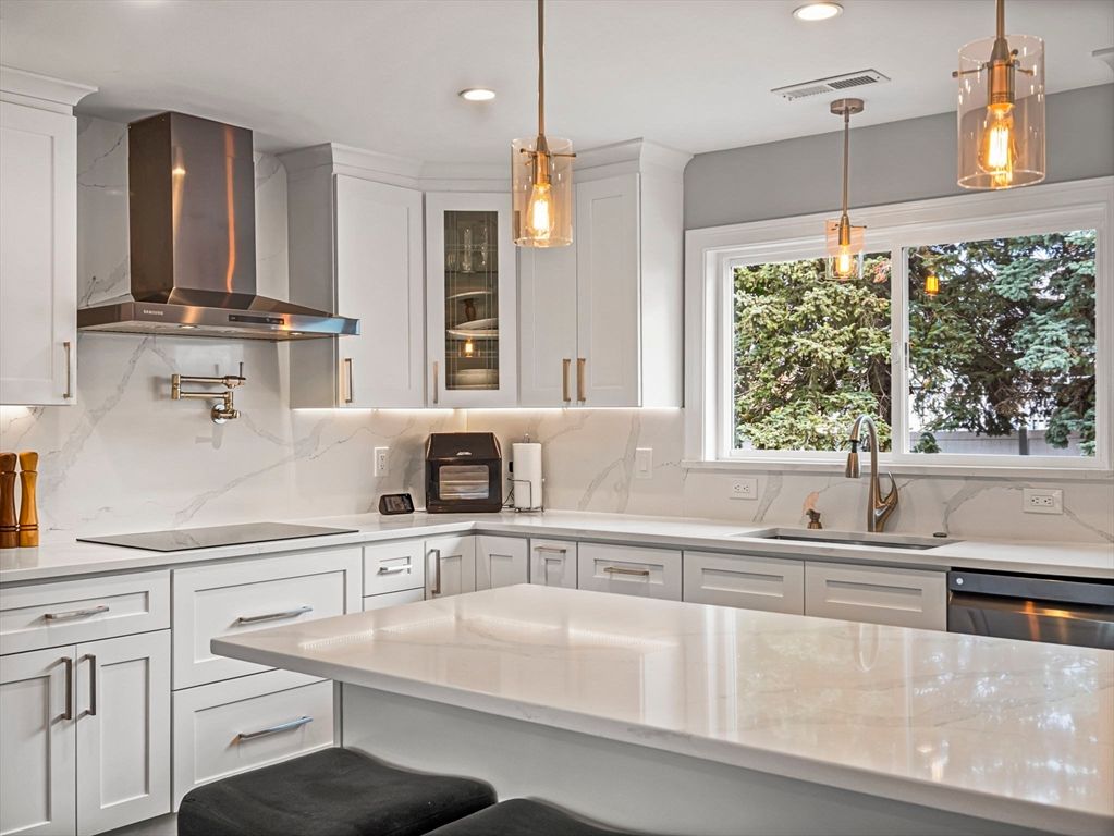 Interior, Kitchen, Pendant Lights, Recessed Lighting