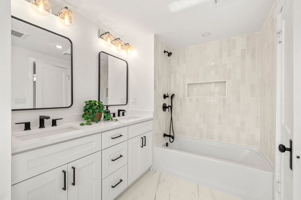 Bathroom, Dual Sink Vanities, Interior, Marble