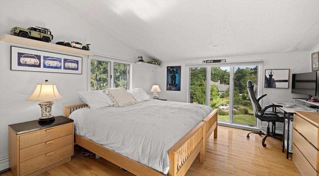Bedroom, Home Office, Interior, Wood Texture Flooring