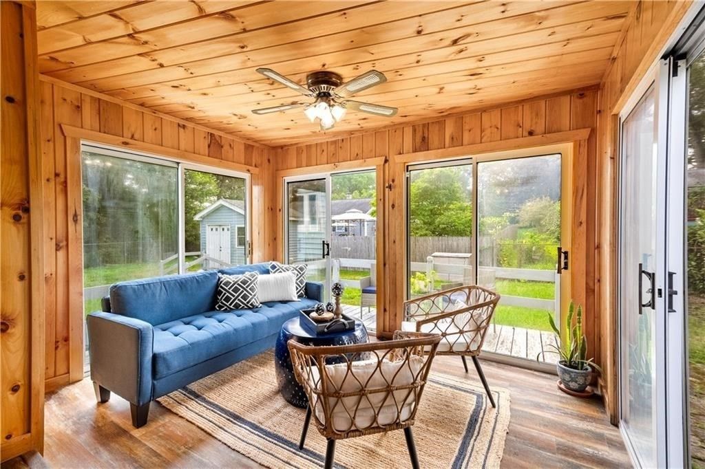 Interior, Sun Room, Wooden Ceilings, Wood Texture Flooring, Wooden Walls