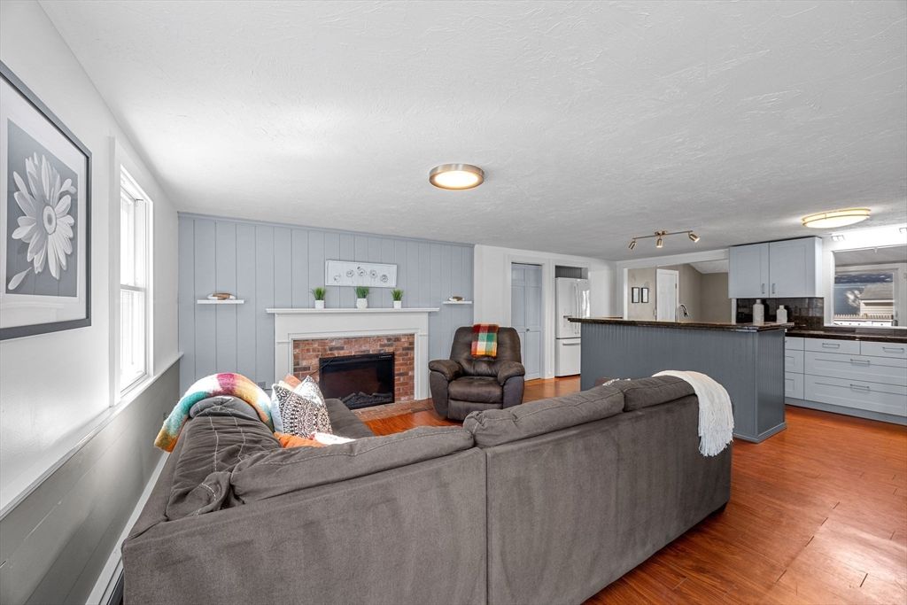 Fireplace, Interior, Kitchen, Living room, Wood Texture Flooring