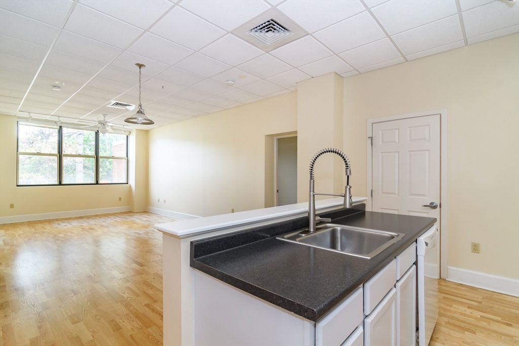 Empty room, Interior, Kitchen, Pendant Lights, Recessed Lighting, Wood Texture Flooring