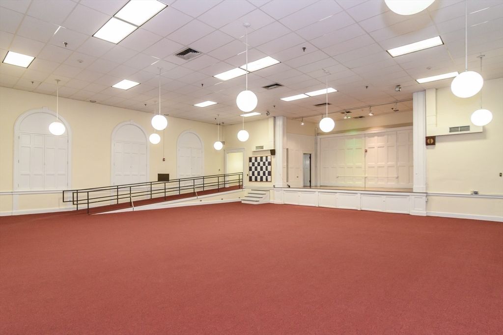 Empty room, Interior, Pendant Lights, Recessed Lighting