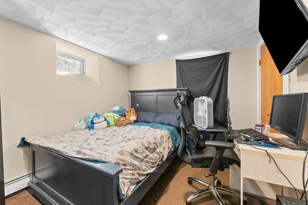 Bedroom, Home Office, Interior, Recessed Lighting