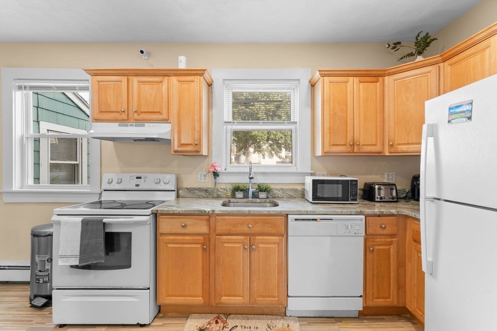 Interior, Kitchen, Wood Texture Flooring