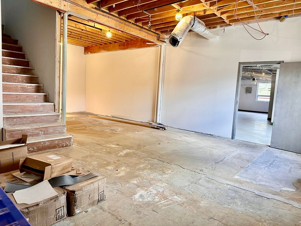 Interior, Wooden Beams