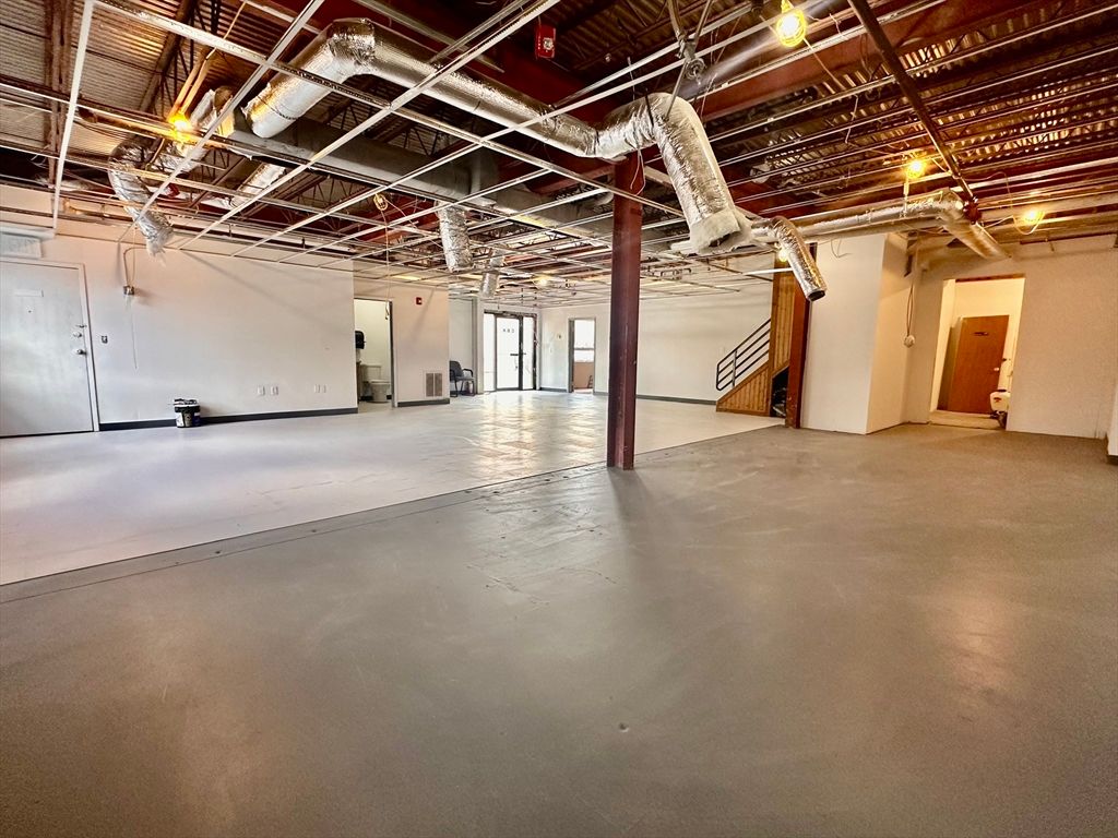 Garage, Interior